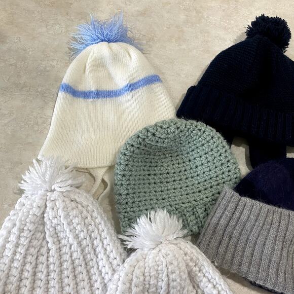 Bundle of 6 winter baby boy hats - Picture 5 of 6